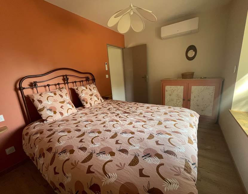 Chambre avec climatisation