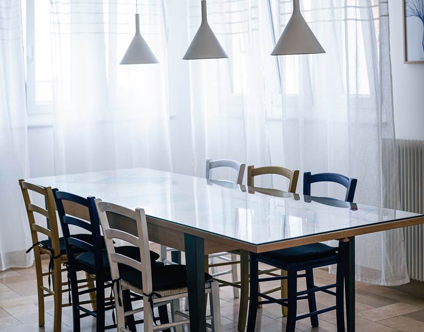 table / table