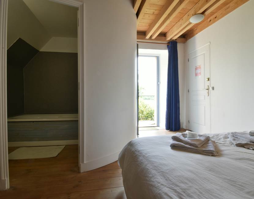 chambre 6.
