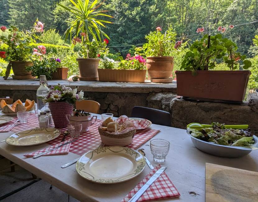 A table !
