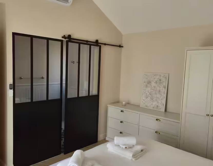 Chambre avec salle d’eau privative
