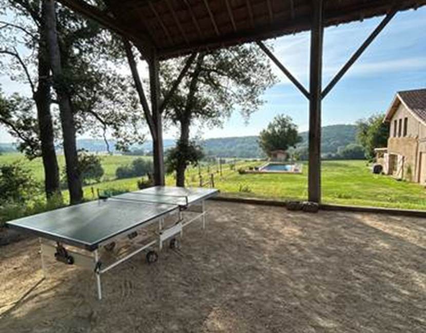 ping pong terrain de pétanque