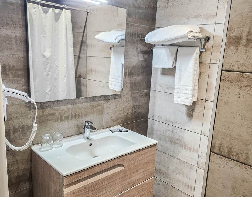Salle de bain Hôtel Ambeille