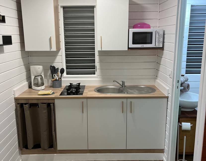 espace cuisine bungalow cocotier