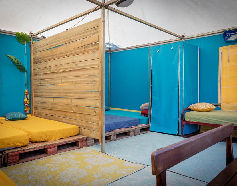 Spring-garden-Chalets-tente-lits