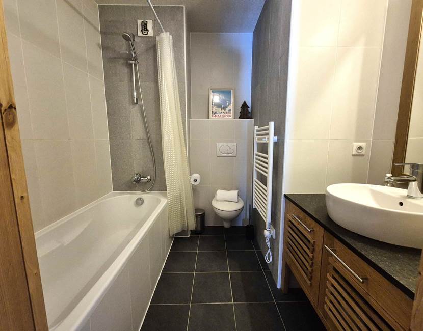 Salle de bain (et 2ème WC)