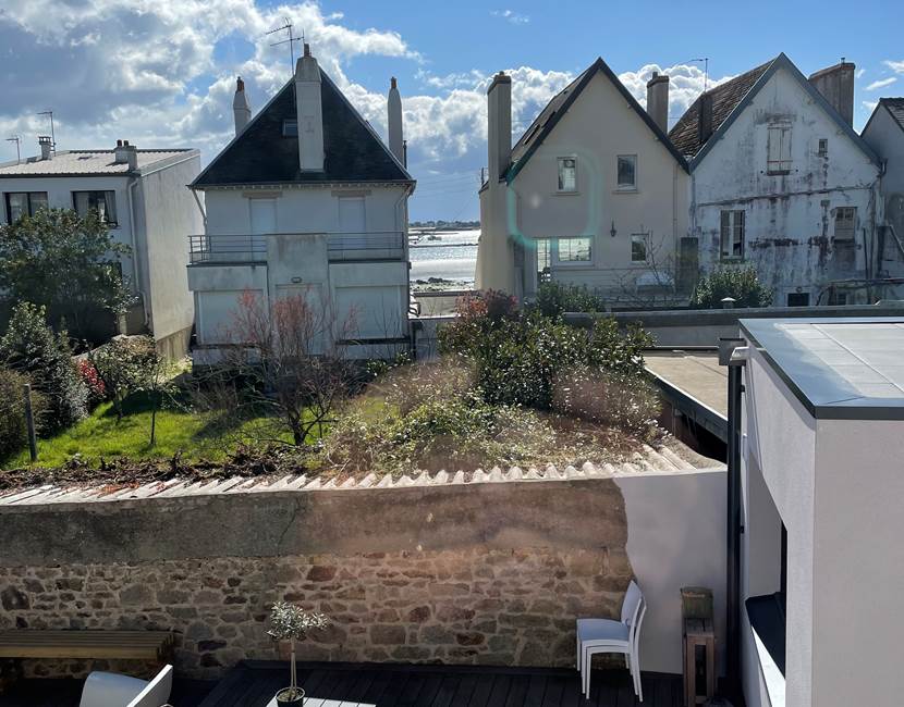 Petite vue sur la mer
