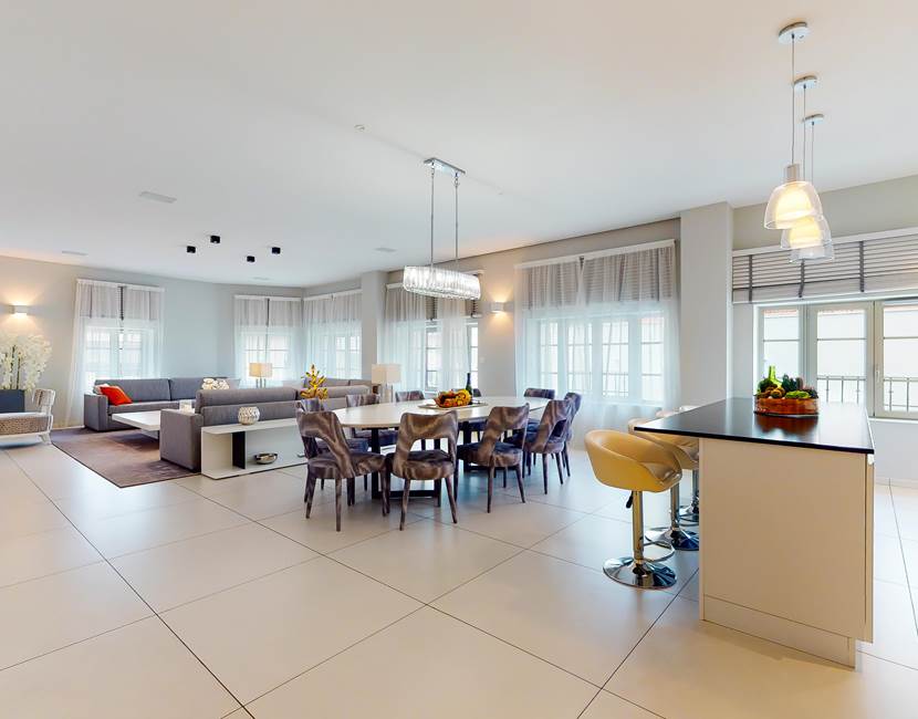 DUPLEX - The Pool House Cannes