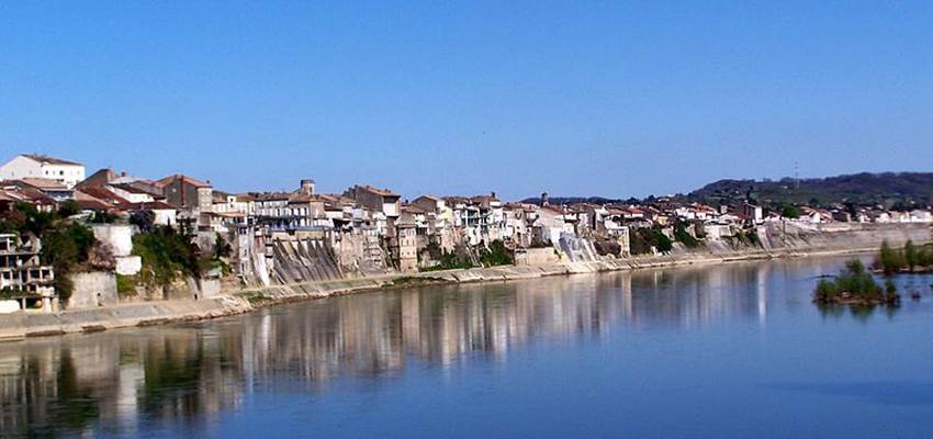 Vue de Garonne depuis les Quais de Tonneins
