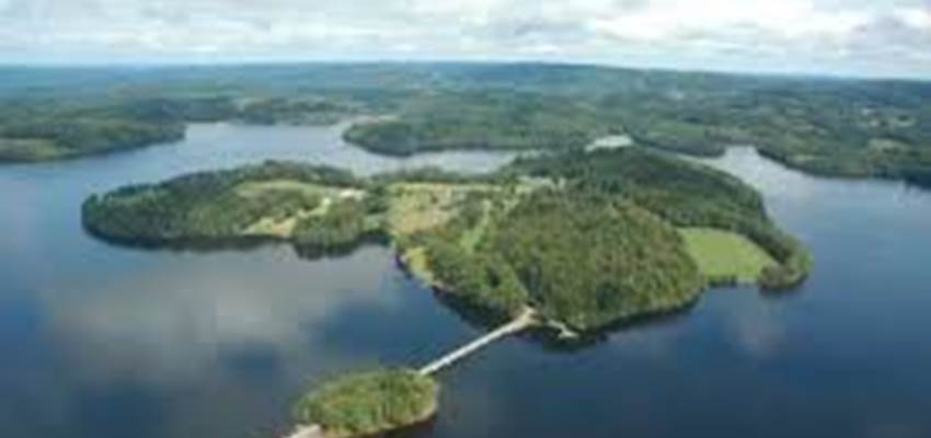 lac de Vassivière
