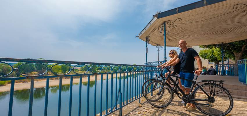 La belle vue sur la Garonne depuis le belvédère de Tonneins