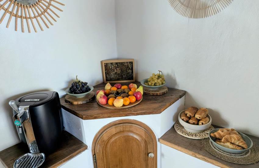 table-hotes-saisonnee-fruits-marche-producteurs-locaux-centres-aveyron.jpg-photo-page