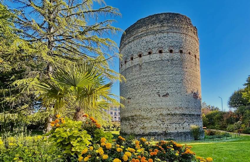 #perigueux #perigord #dordogne #perigordblanc #sudouest #visiteguidee #baladesguideesdecamille #tourisme #patrimoine #histoire #anecdotes #gastronomie #france #dordogneperigordtourisme #visitfrance #visitdordogne-photo-page