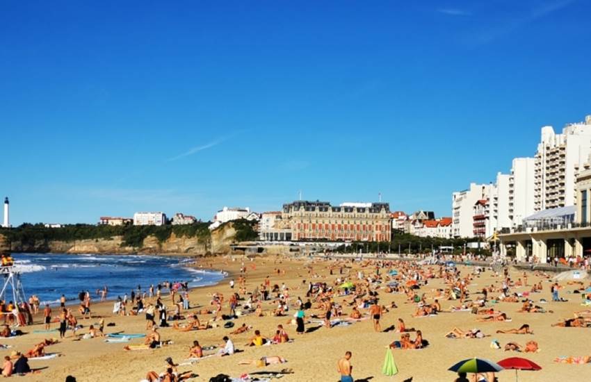 AU pied de OCEAN 7, la Grande PLage-photo-page