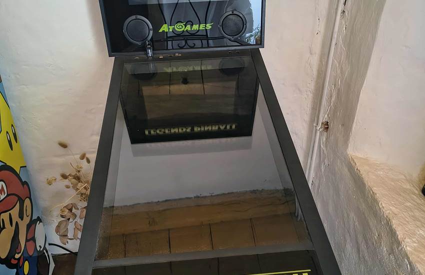 flipper-borne-arcade-retro-loisirs-salle-jeux-centres-aveyron.jpg-photo-page