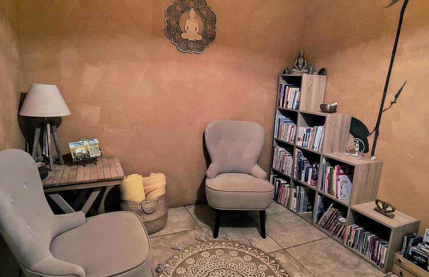 coin-lecture-espace-bien-etre-maison-hotes-saisonnee-centres-aveyron.jpg-photo-page