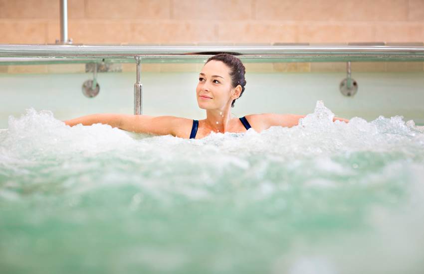 Profitez d'un moment de détente au SPA-photo-page