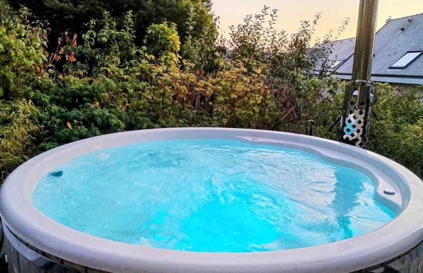 SPA NORDIQUE SUR LA TERRASSE COTE JARDIN A PRIVATISER-photo-page