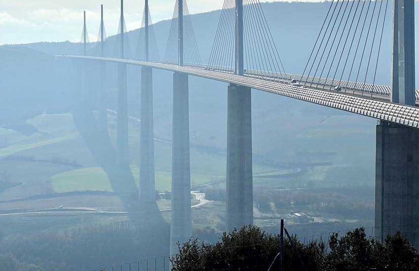 Le viaduc de Millau-photo-page
