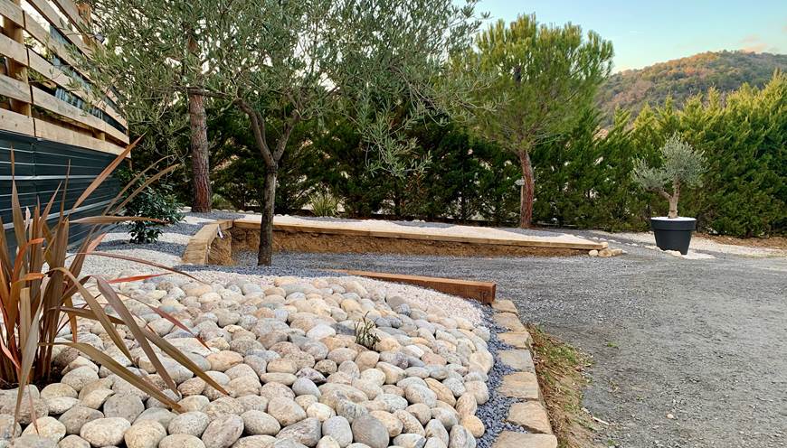 04DAA70E-6E4C-4C1D-A834-4FDD400956DD