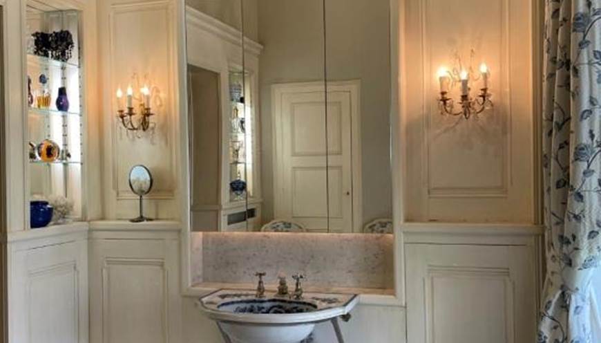 Salle de bain privative de la chambre