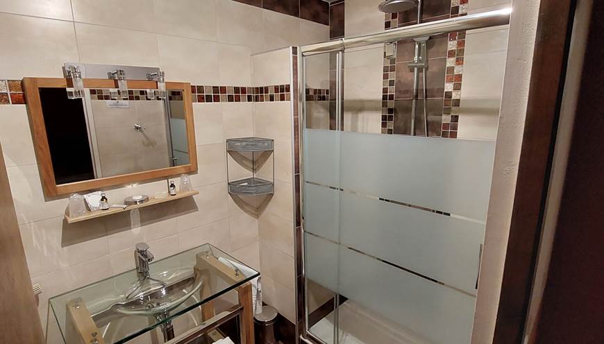 Hostellerie du grand duc salle de bain 3