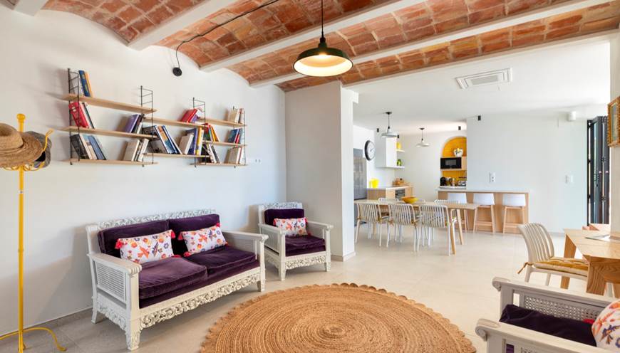 12 Oliveres Patio Entre´e niveau