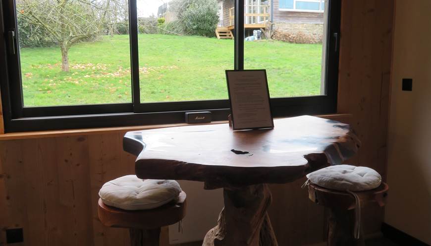 table pour vos repas vue jardin