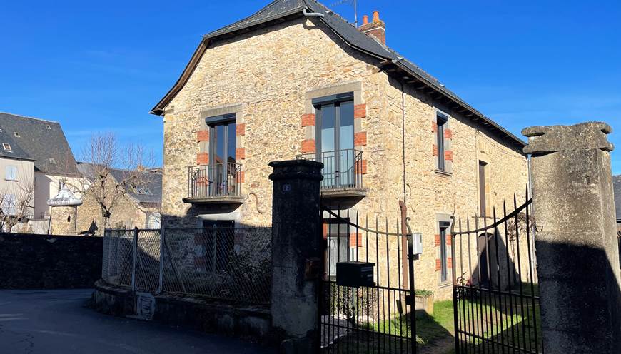 Location Rignac Aveyron maison familiale