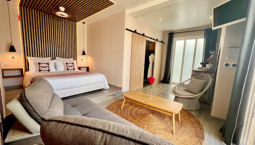 La Villa des Cannes Suite SARKARA 006