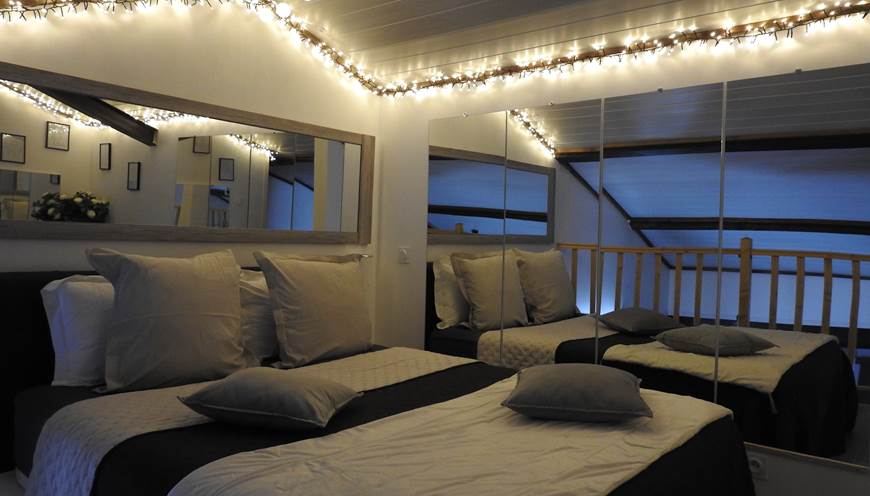 Love Room "nuit blanche" à Narbonne - Boudoir d'Anastasia - chambre