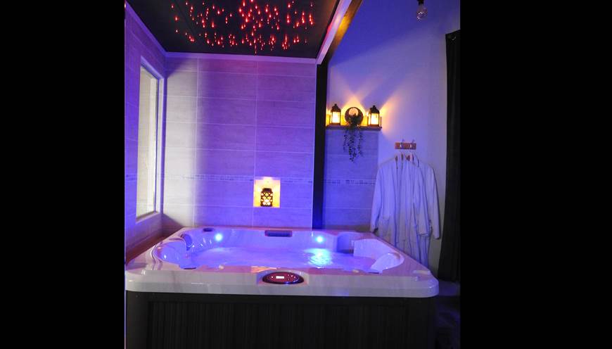 Love Room "nuit blanche" à Narbonne - Boudoir d'Anastasia - spa Jacuzzi