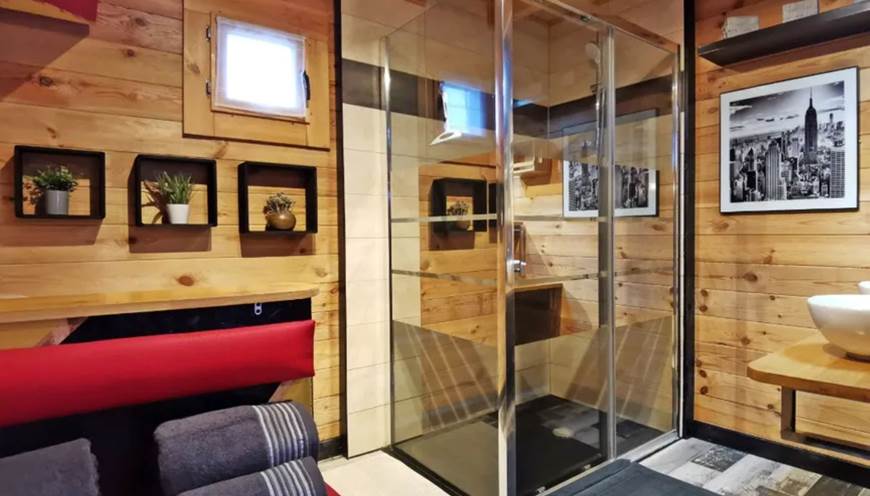 Salle de bain douche à l'italienne