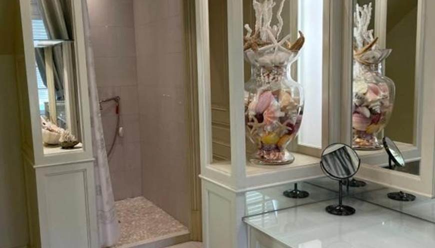 Salle de bain privative de la chambre