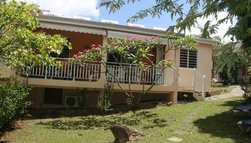 Gîte Bougainvillier Deshaies Guadeloupe