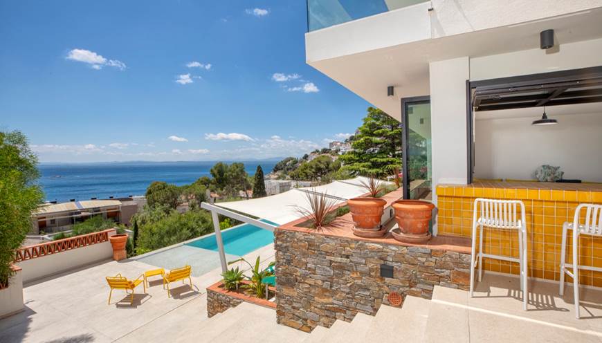 3 Oliveres Vue sur la baie de Roses