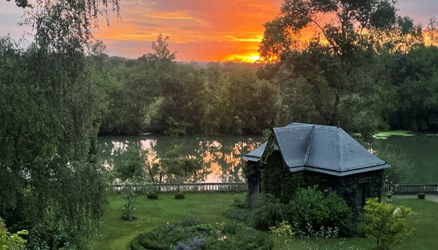 gite de charme-coucher du soleil