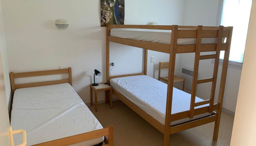 lepetitbois46_Leyme_gi^tes PMR_chambre triple