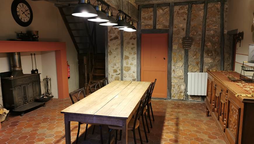 Cuisine-salle à manger gîte Le Pèlerin