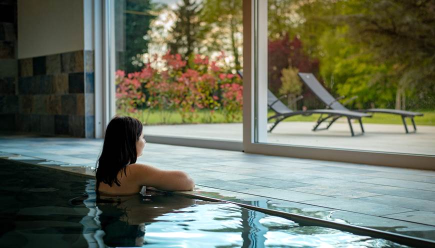 gites-luxe-alsace-nord-karlsmuhle-espace-bien-etre-piscine-sauna-spa-21