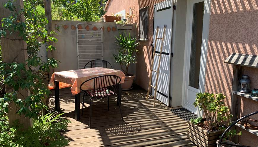 Votre petite terrasse ombragée