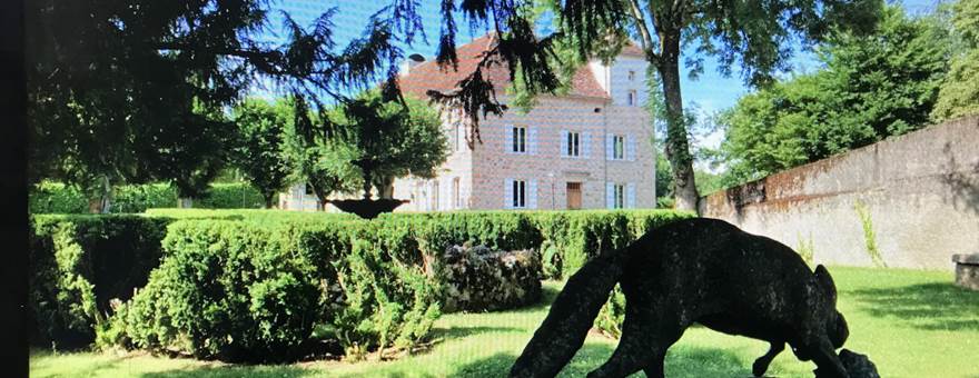 Château caché... en ville!