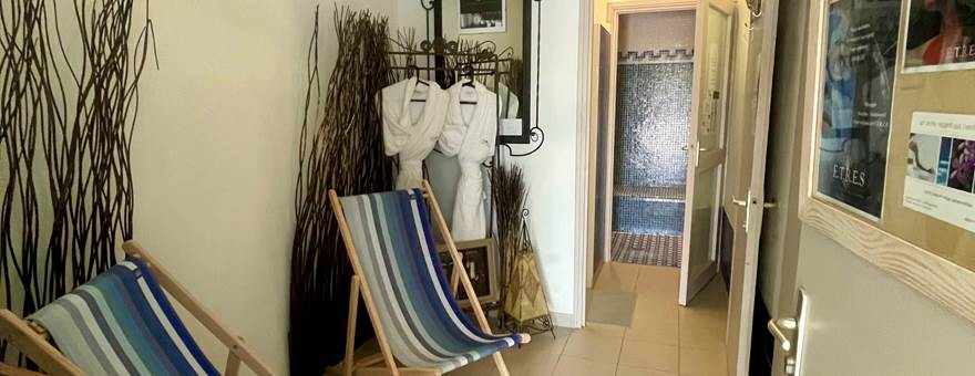 Cabine de soin ou soin en chambre