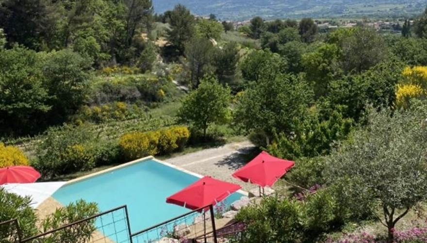 Séjour au calme · Location gîte avec terrasse ·