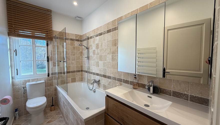 Salle de bains Suite Pierre 2