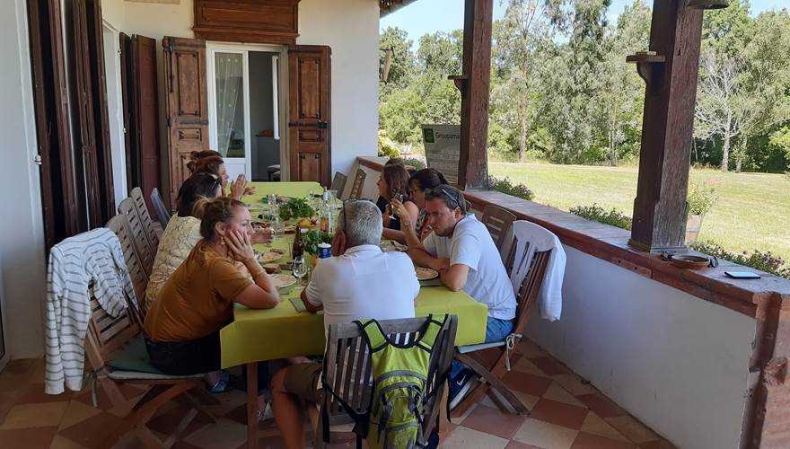 repas dans la bonne humeur