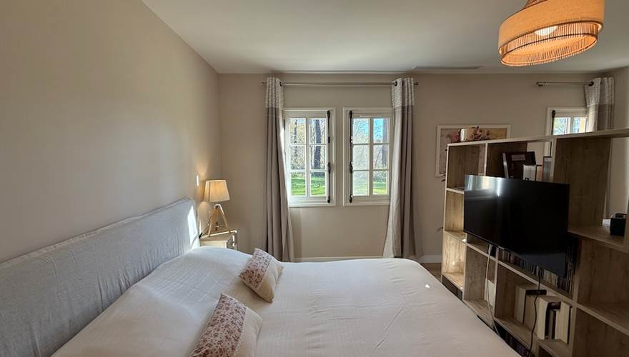 grand-lit-emma-confort-pdordogne
