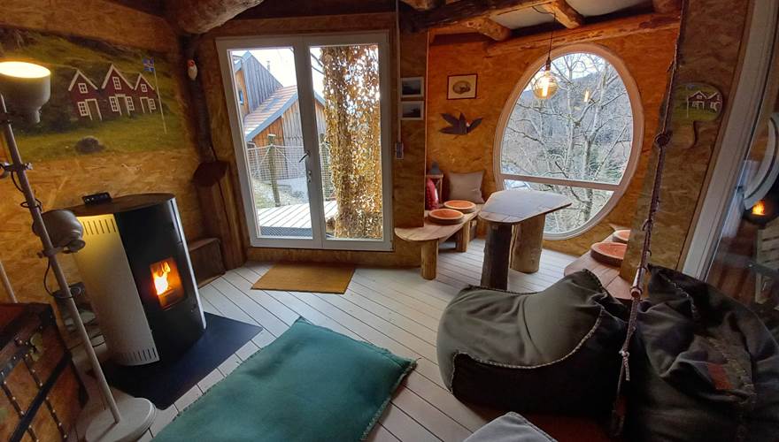 Feu de bois dans la Cabane