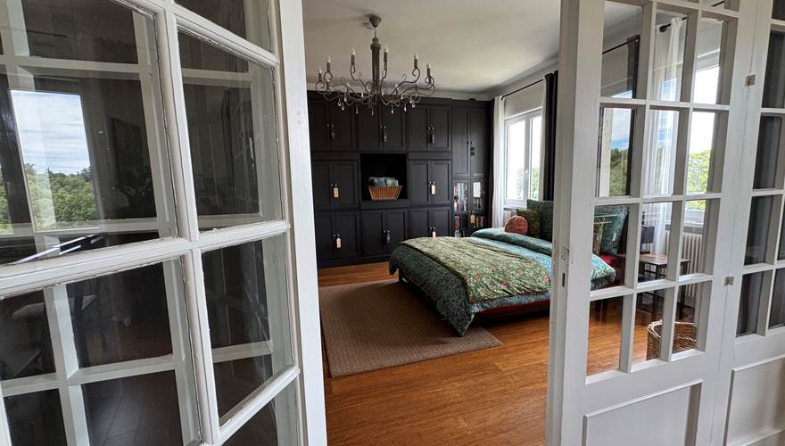 Salon vers chambre