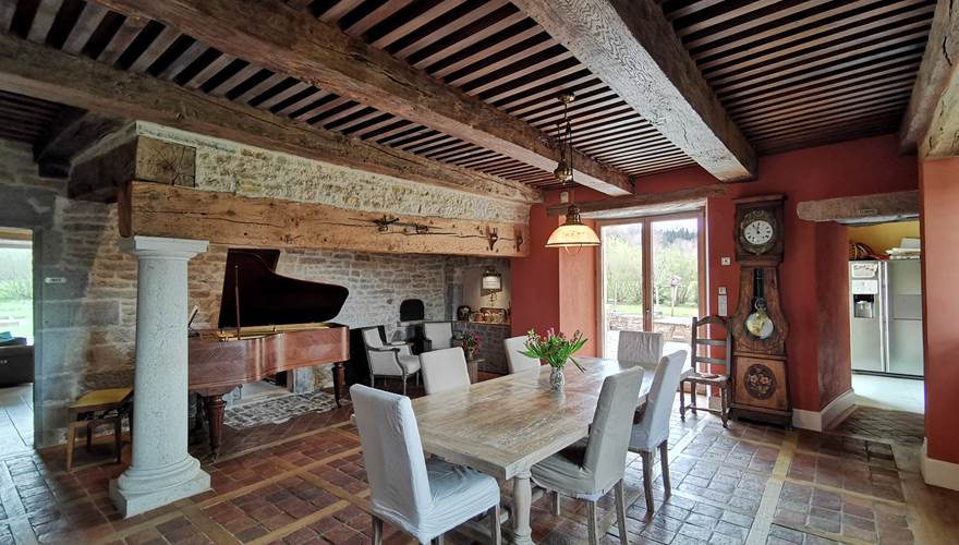 Salle petit déjeuner